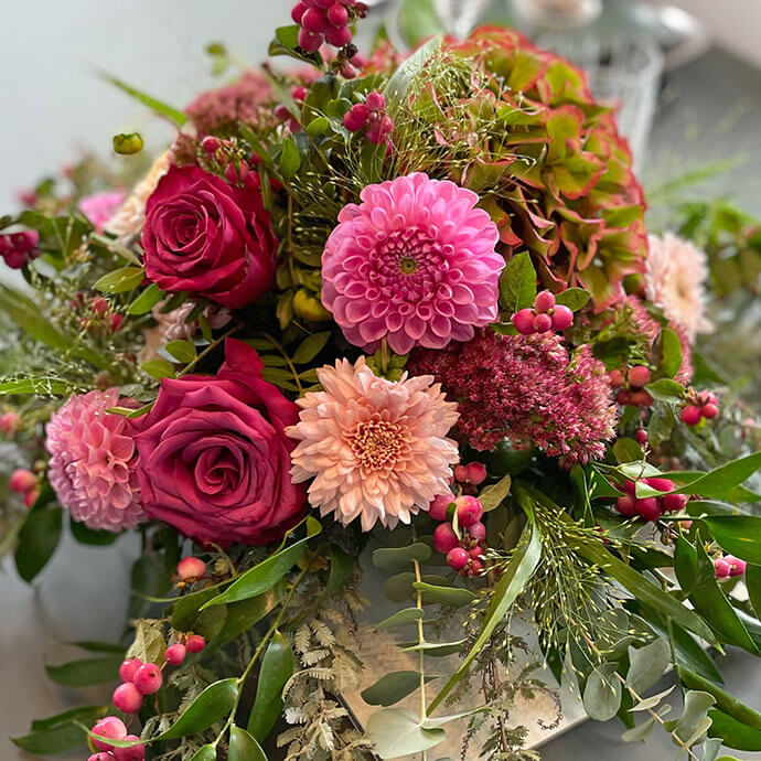 Rothers Blumen-Paradies Floristik Blumenstrau&szlig; Schnittblumen Herbst Dahlie Vase